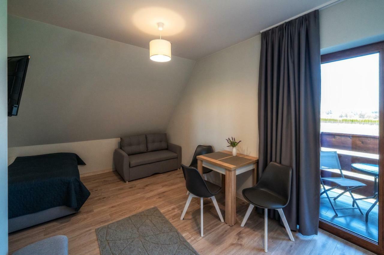 Przy Termach Domki Pokoje Apartamenty Шафляри Екстериор снимка