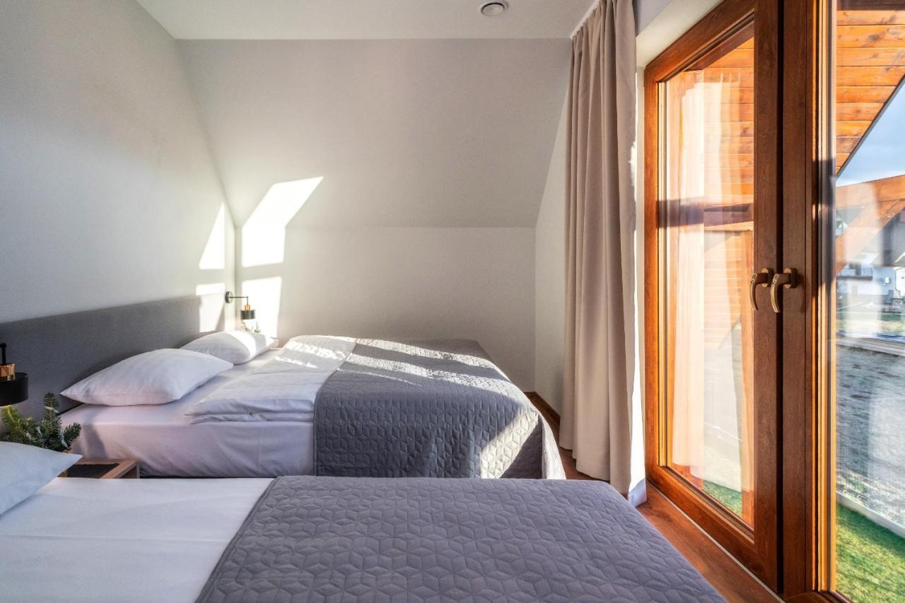 Przy Termach Domki Pokoje Apartamenty Шафляри Екстериор снимка